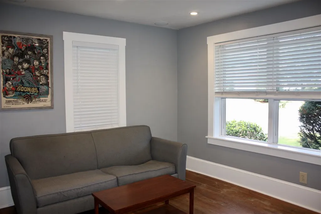 346 High Street Somersworth NH 03878