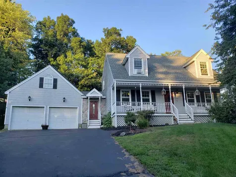 23 Saint Francis Place Hudson NH 03051
