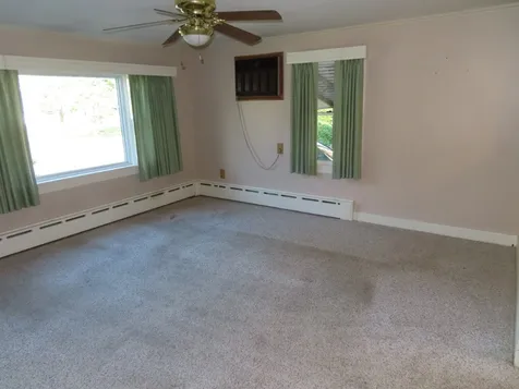 15 Hoover Street Rochester NH 03867