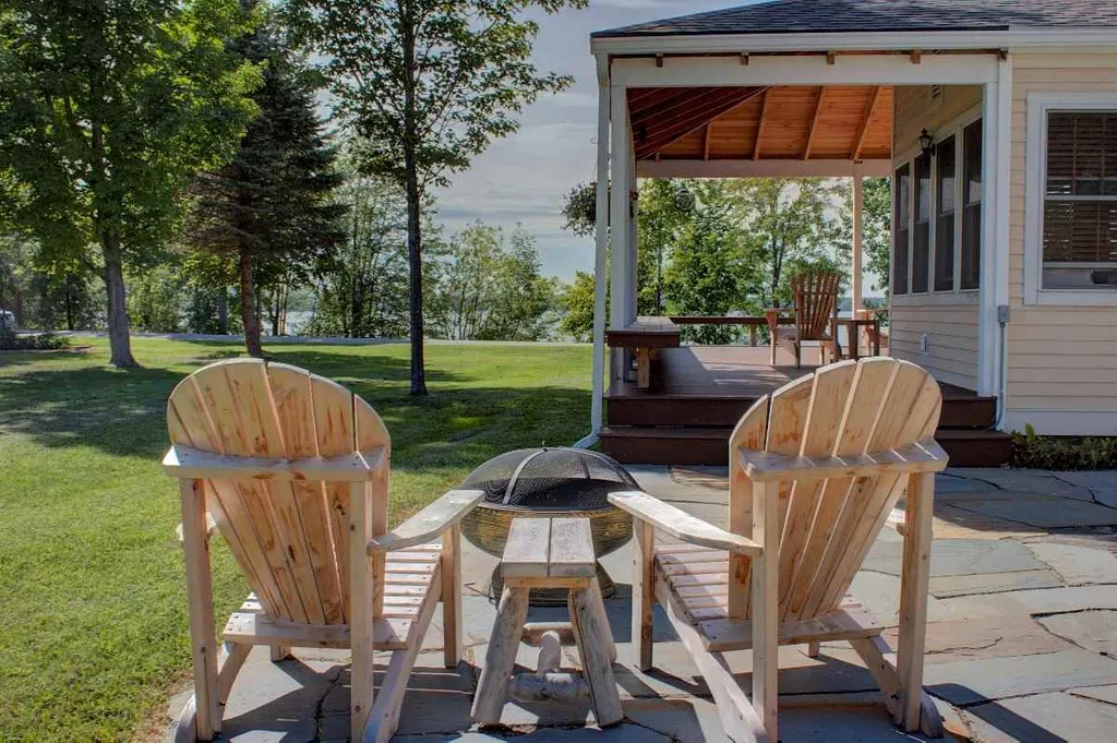 2785 West Shore Road Isle La Motte VT 05463