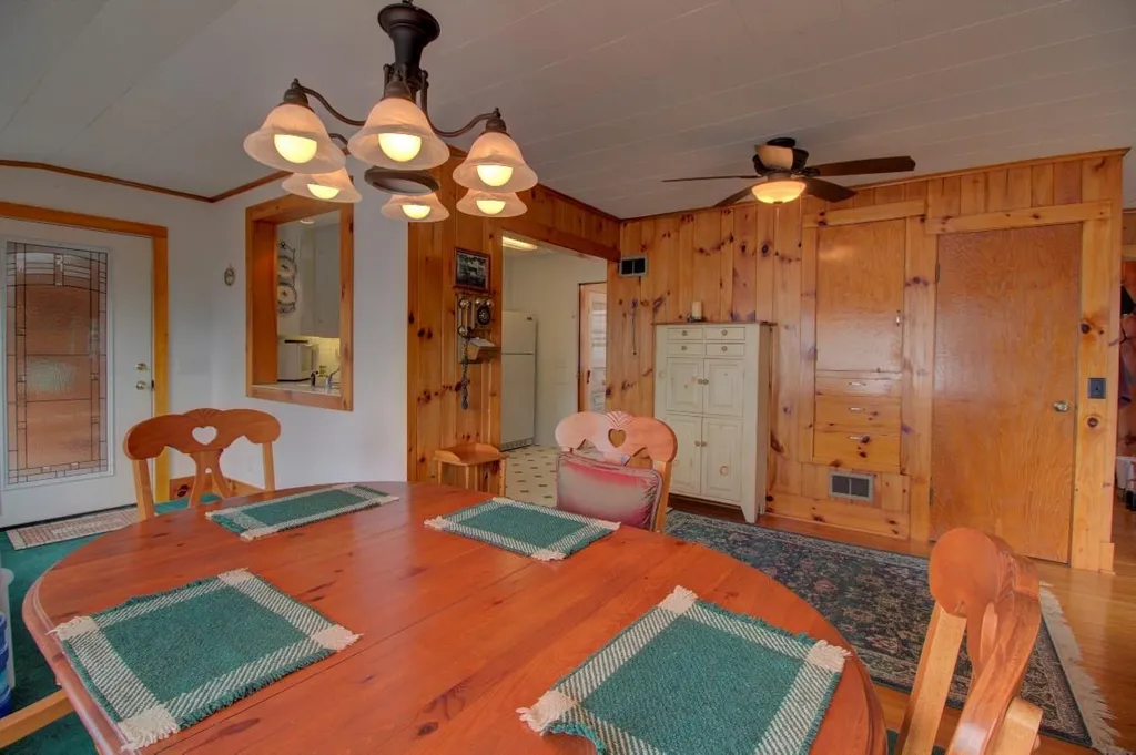 2785 West Shore Road Isle La Motte VT 05463
