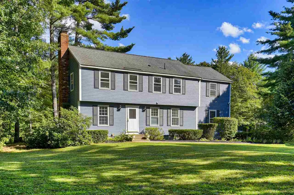 62 Wentworth Drive Bedford NH 03110