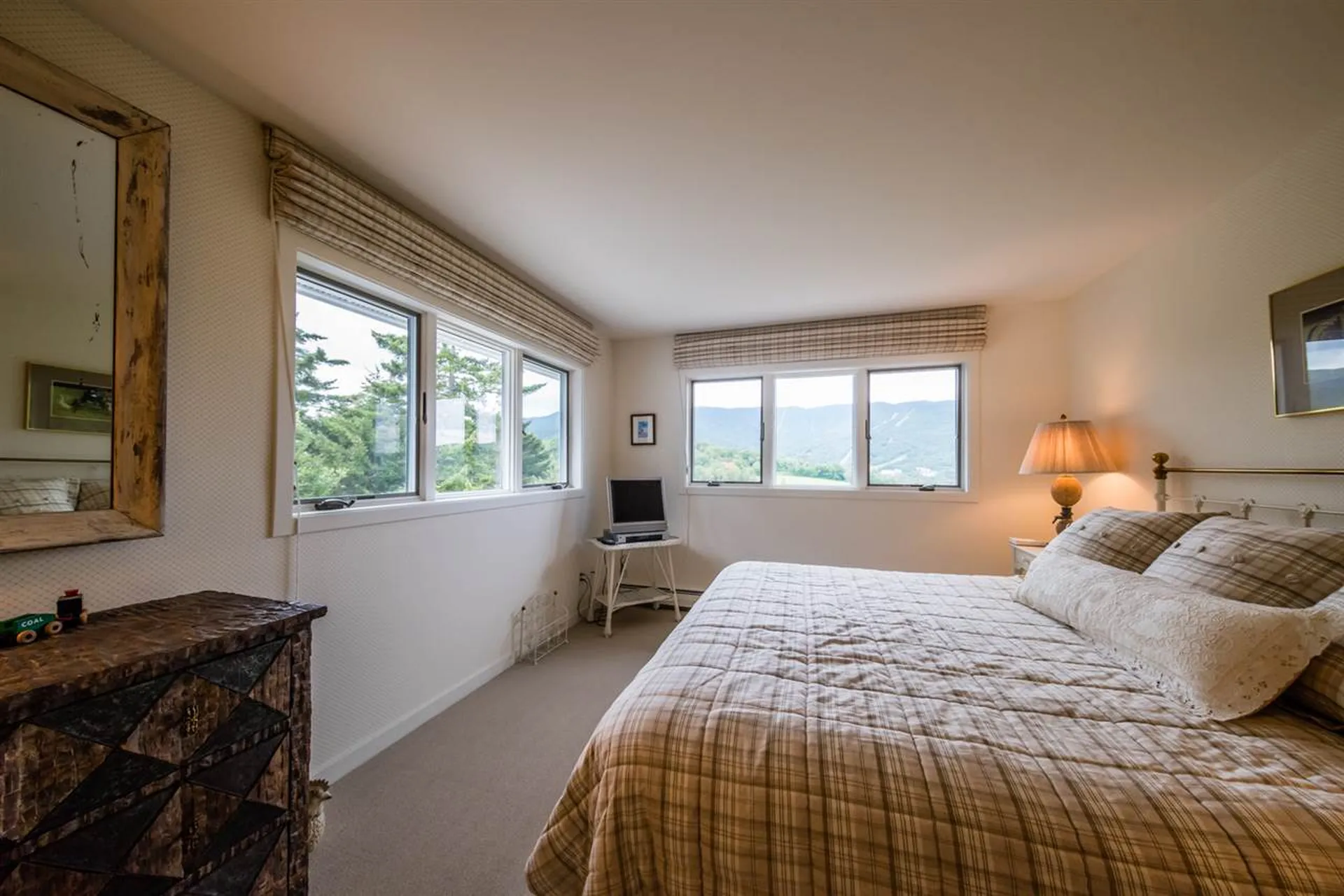 702 Mountain View Road Warren VT 05674