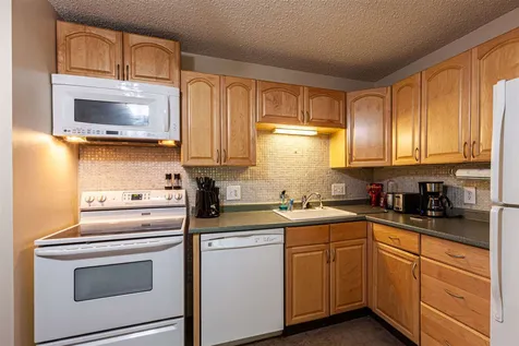 1 Northbrook Drive Manchester NH 03102