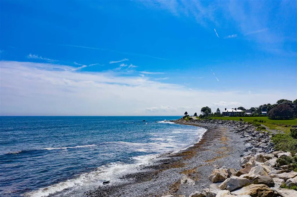 74 Ocean Boulevard North Hampton NH 03862