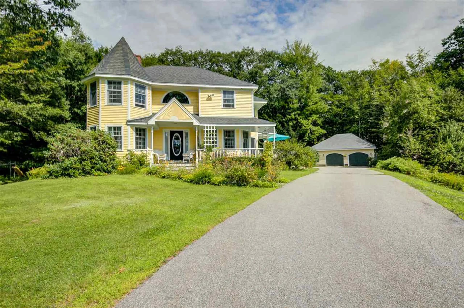 22 Summit Road Plymouth NH 03264