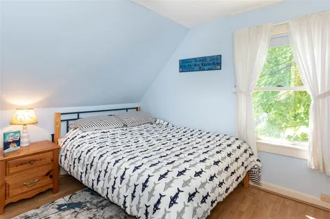 27 Belknap Street Laconia NH 03246
