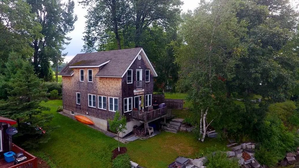 38 Lake Park Extension Derby VT 05829