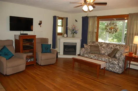 301 High Street Boscawen NH 03303