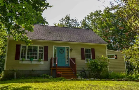 96 Castlerock Road Barrington NH 03825