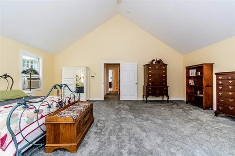 80 Cherry Lane Madbury NH 03823
