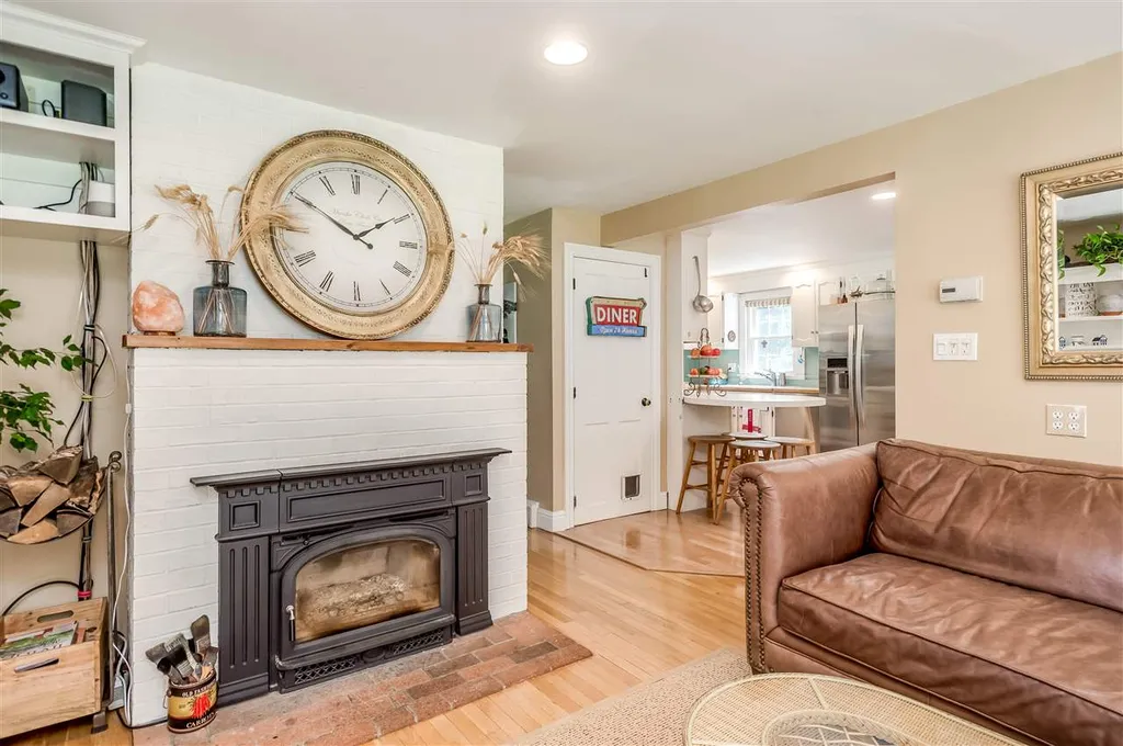 9 Fairchild Drive Durham NH 03824