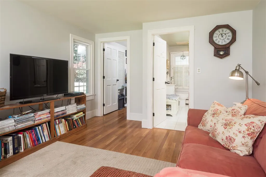 9 Fairchild Drive Durham NH 03824