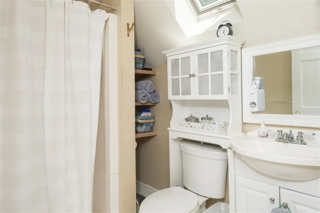 9 Fairchild Drive Durham NH 03824