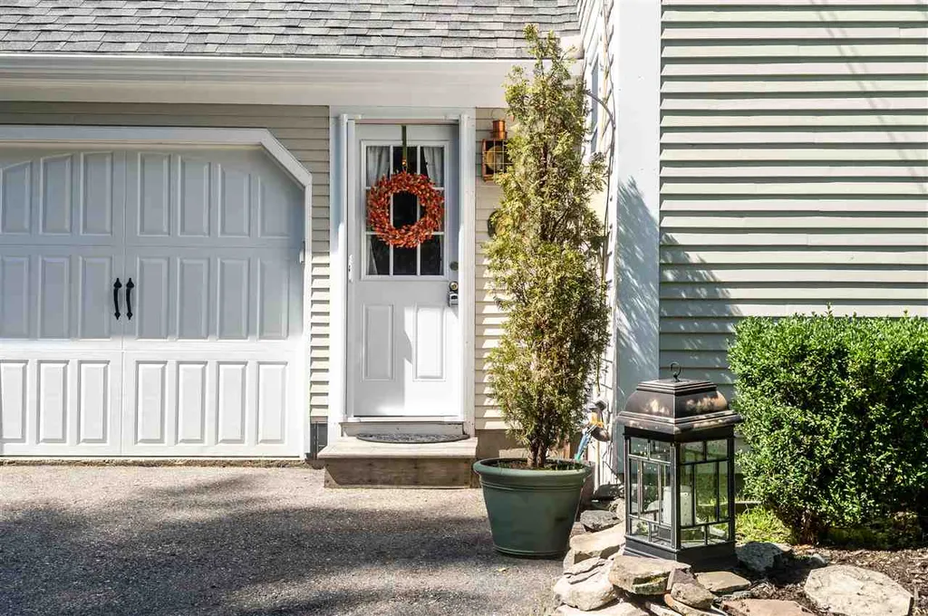 9 Fairchild Drive Durham NH 03824