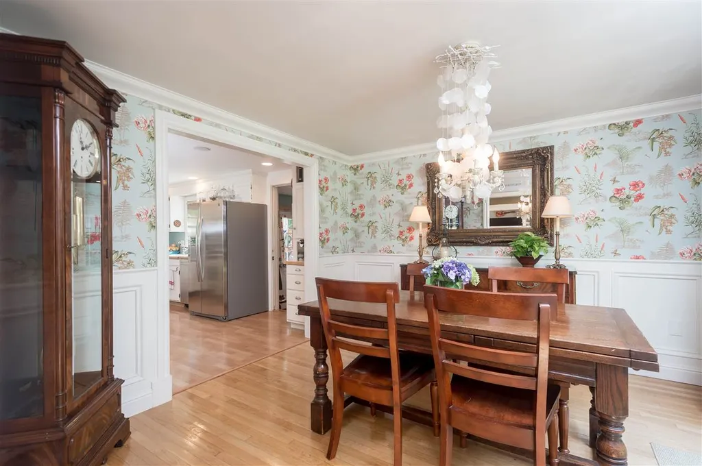9 Fairchild Drive Durham NH 03824