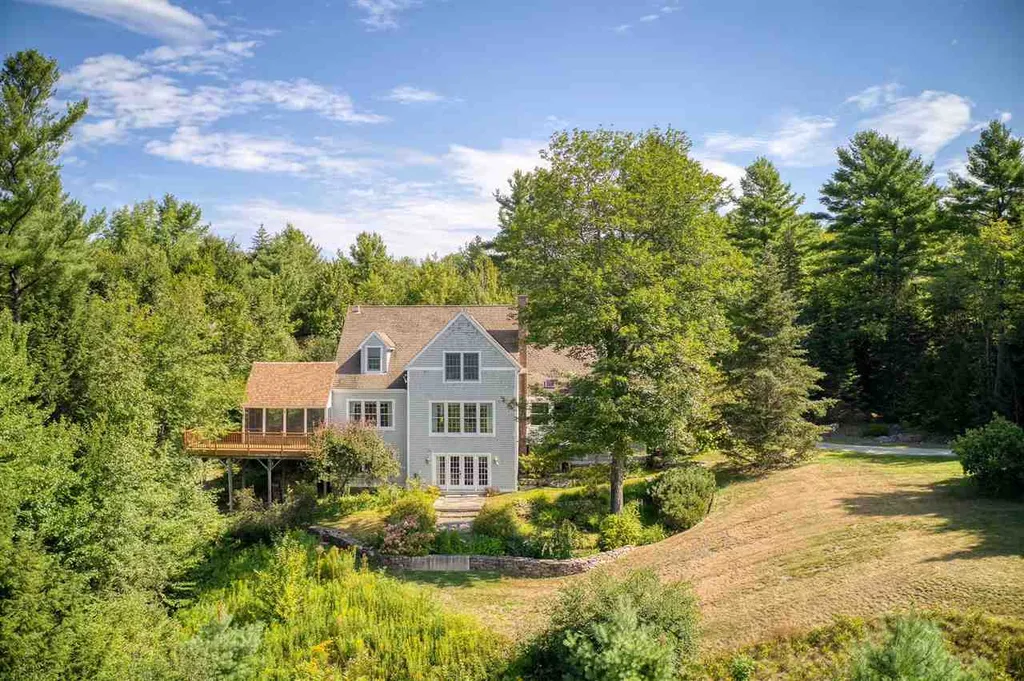 214 Woodland Trace New London NH 03257