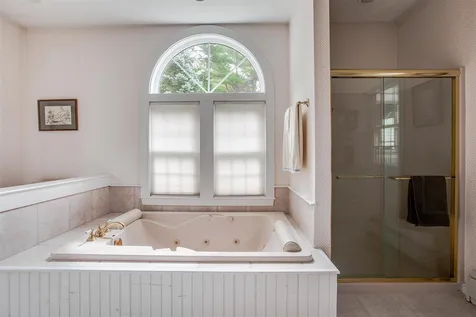 214 Woodland Trace New London NH 03257