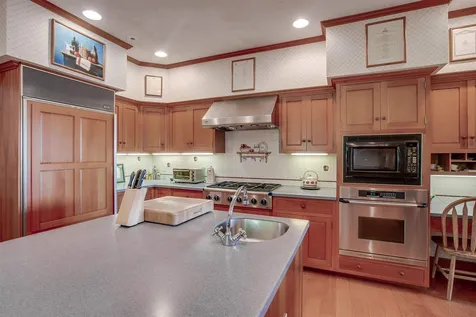 214 Woodland Trace New London NH 03257