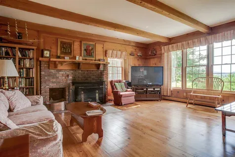 214 Woodland Trace New London NH 03257