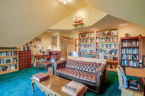 214 Woodland Trace New London NH 03257