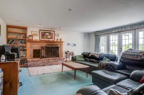 214 Woodland Trace New London NH 03257