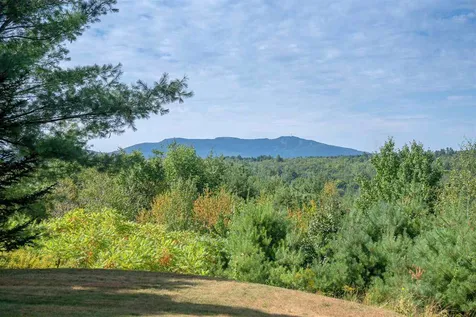 214 Woodland Trace New London NH 03257