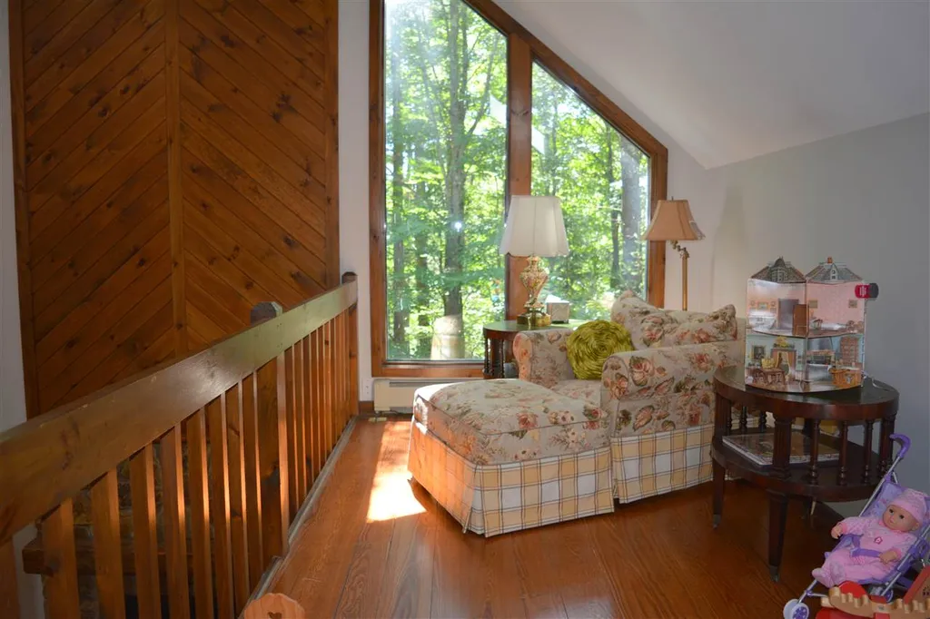 13 Anderson Pond Road Grantham NH 03753