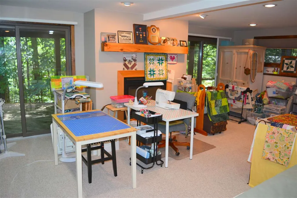 13 Anderson Pond Road Grantham NH 03753