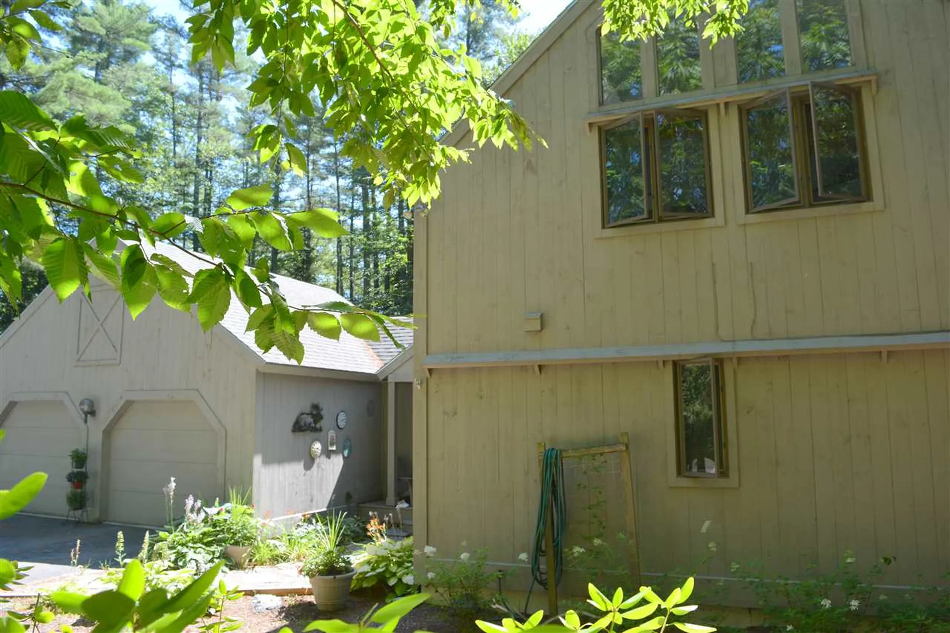 13 Anderson Pond Road Grantham NH 03753