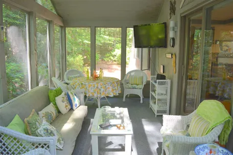 13 Anderson Pond Road Grantham NH 03753