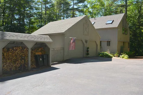 13 Anderson Pond Road Grantham NH 03753