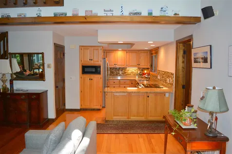 13 Anderson Pond Road Grantham NH 03753