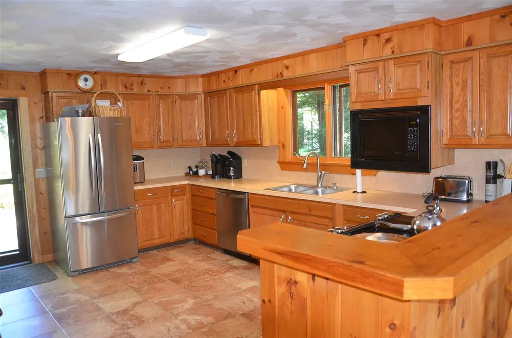 22 Sawmill Shores Road Meredith NH 03253