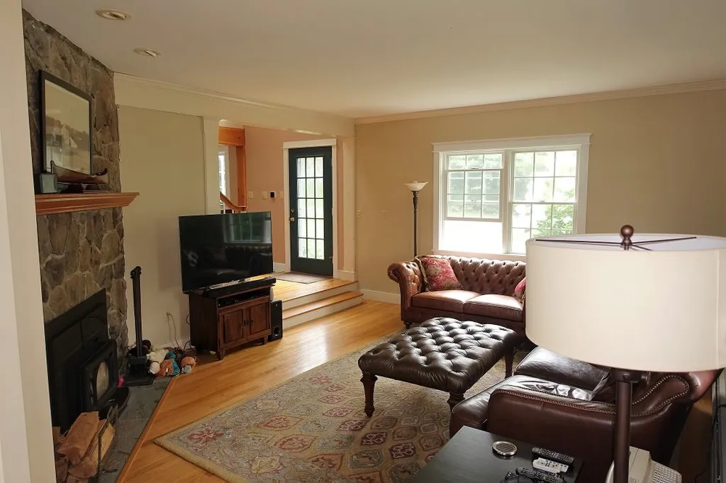 3 Long Hill Road Stratham NH 03885