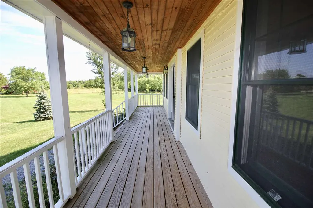 186 Eastry Court Charlotte VT 05445