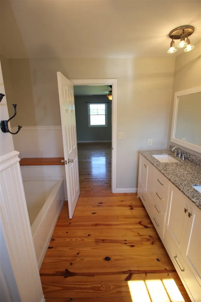 186 Eastry Court Charlotte VT 05445