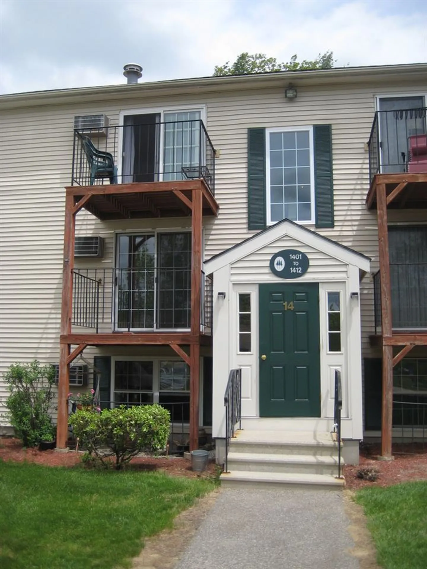 1405 White Cedar Boulevard Portsmouth NH 03801