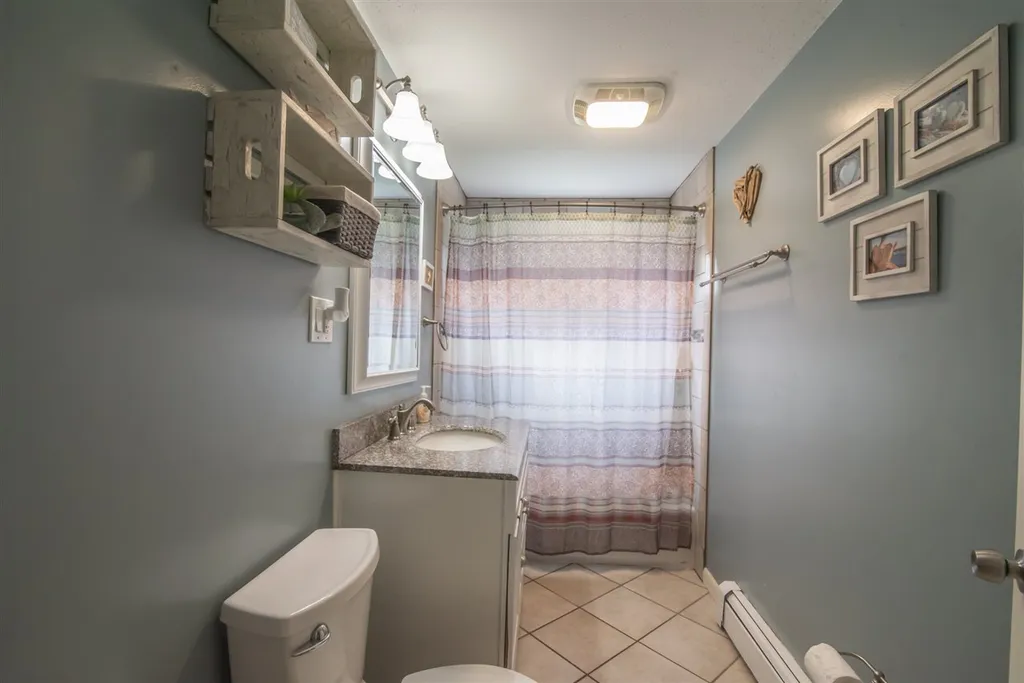 6 Chisholm Road Kingston NH 03848