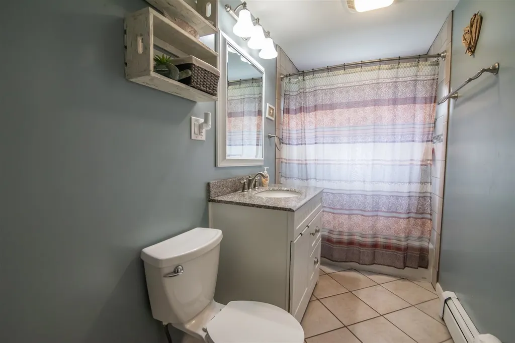 6 Chisholm Road Kingston NH 03848