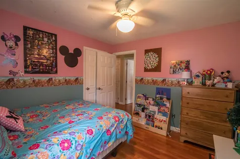 6 Chisholm Road Kingston NH 03848