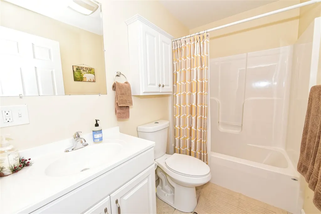 28 Bern Drive Madison NH 03849
