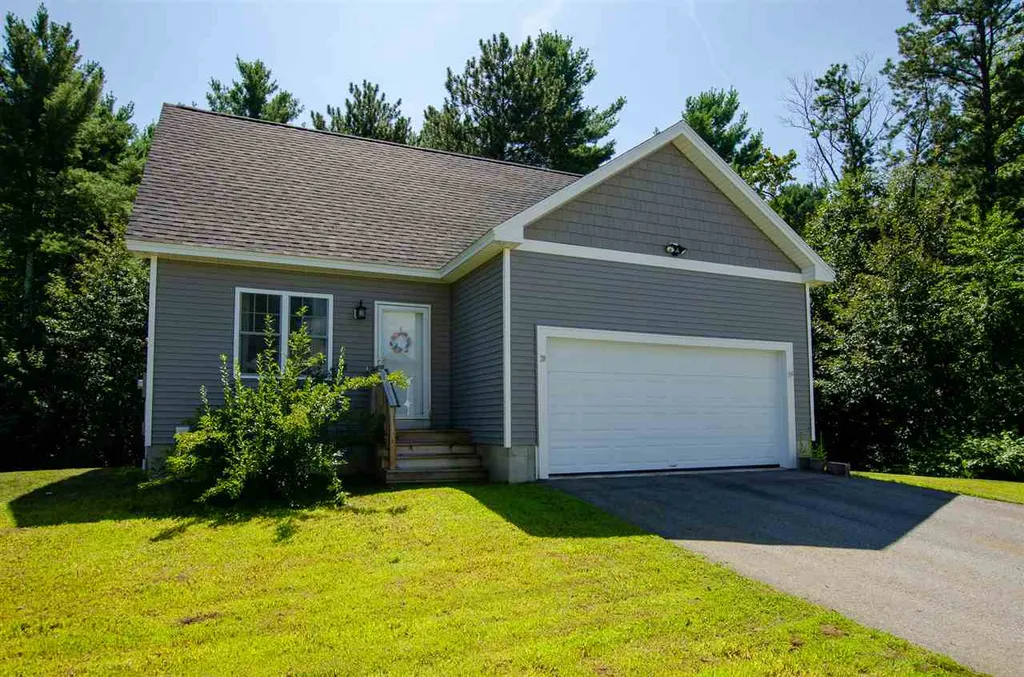 20 Rangeway Drive Rochester NH 03868