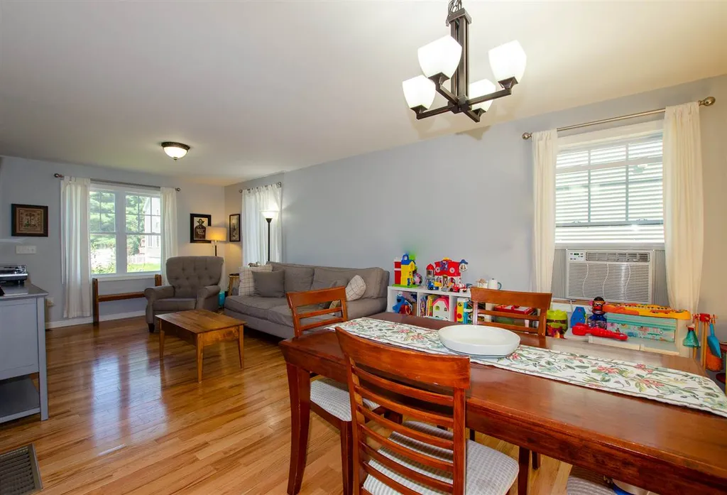 20 Rangeway Drive Rochester NH 03868