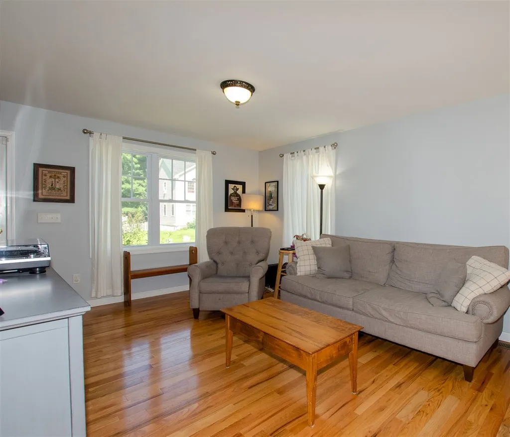 20 Rangeway Drive Rochester NH 03868