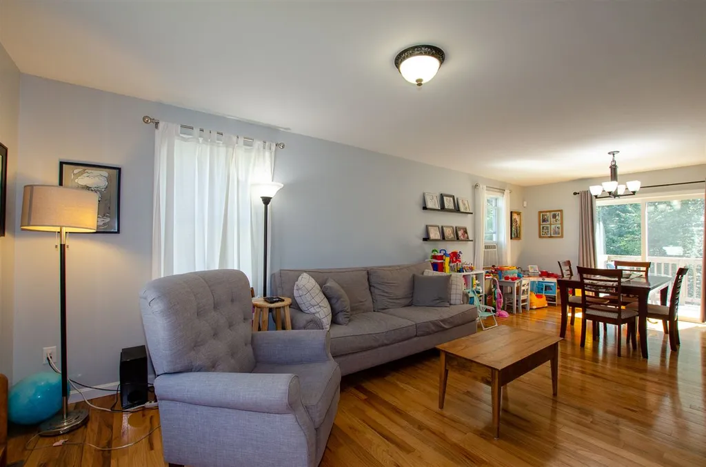 20 Rangeway Drive Rochester NH 03868