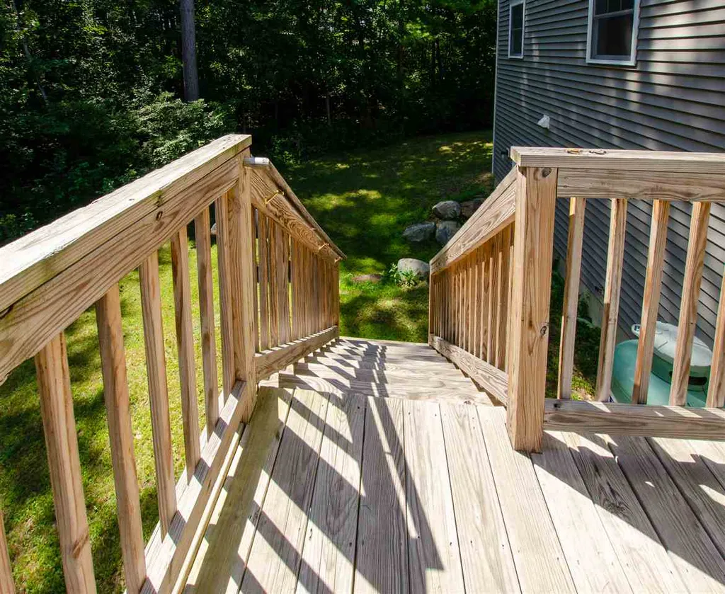20 Rangeway Drive Rochester NH 03868