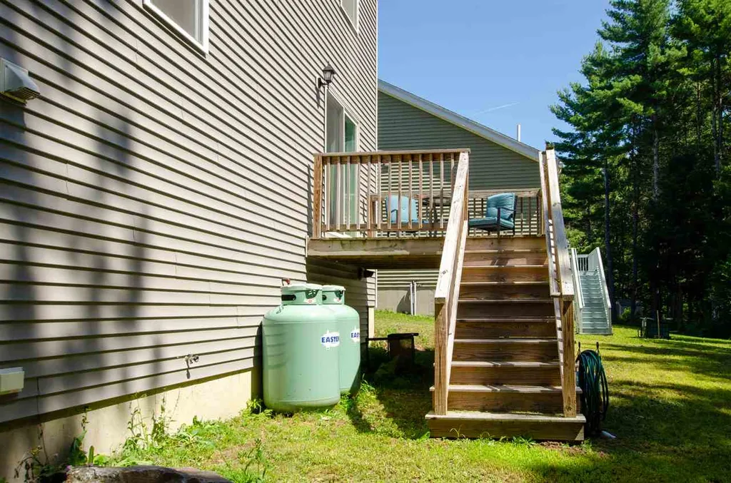 20 Rangeway Drive Rochester NH 03868