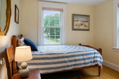 144 Everett Park New London NH 03257