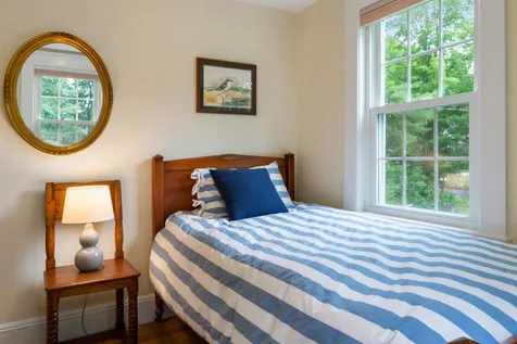 144 Everett Park New London NH 03257